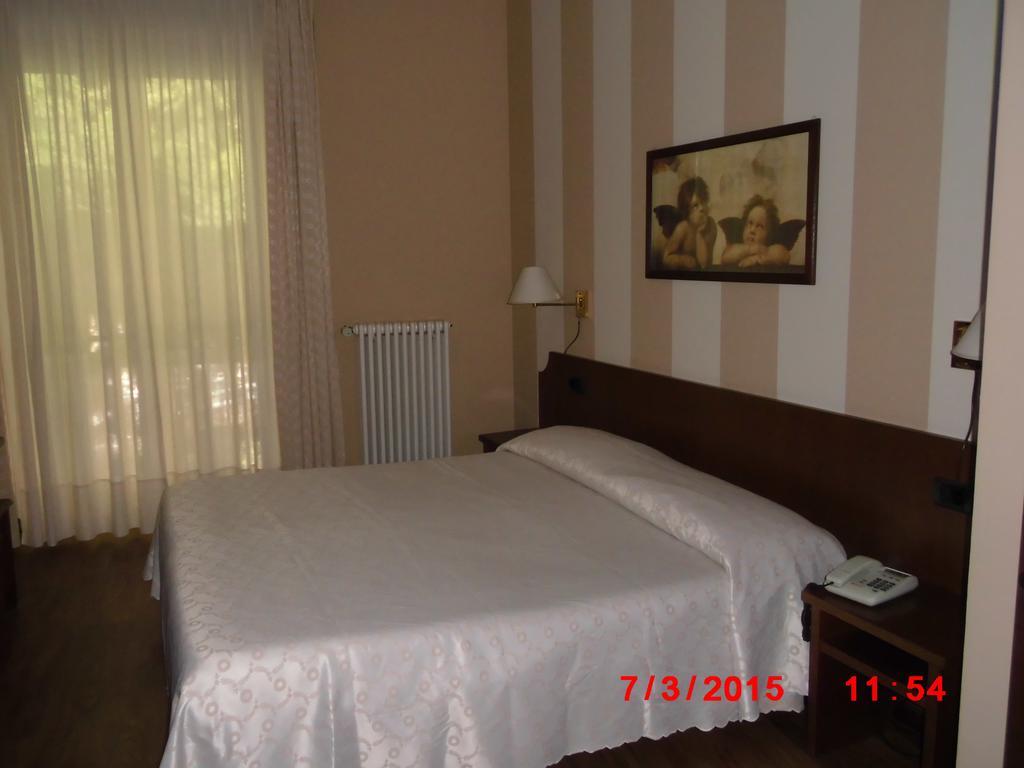 Albergo Ponte Vecchio Cernobbio Room photo